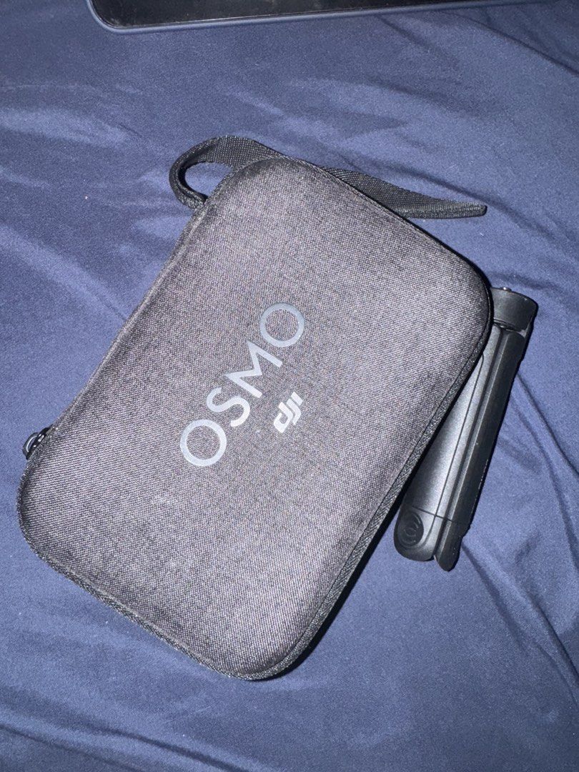 DJI OSMO Mobile 3 Gimbal Stabilizer with Case and Tripod (Category: Gimbals & Stabilizers ) located in Manila. Submitted by liz_goesaround (Listing ID 1462377199, Image 1). Description: DJI Osmo Mobile 3 gimbal. Includes the original carrying case and a UURIG tripod grip. No issue. -Used once then forgot about it - Can meetup around UST or Obando, Bulacan/Valenzuela!! ^^ .