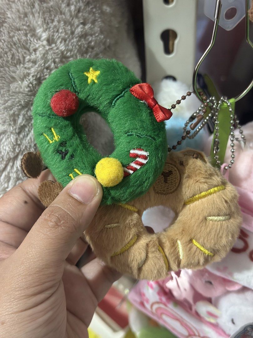 Donut & Wreath Plush Keychains (Category: Plushies & Soft Toys) located in Baguio. Submitted by cherylcaps95 (Listing ID 1462341318, Image 2). Description: firm price only sold as set.