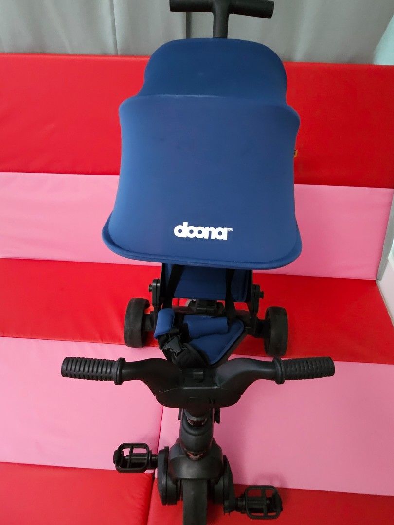 Doona Liki Trike S3 Foldable Tricycle Blue (Category: Strollers) located in Manila. Submitted by ashleypark2019 (Listing ID 1462277659, Image 3). Description: Doona Liki Trike S3 – Blue Selling a genuine ⁠Doona Liki Trike S3 in the popular Royal blue color from Korea. ✔️ Compact folding trike ✔️ Lightweight and easy to carry ✔️ Perfect for travel, malls, and everyday outings ✔️ Adjustable canopy for sun protection ✔️ Safety bar is not included ✔️
