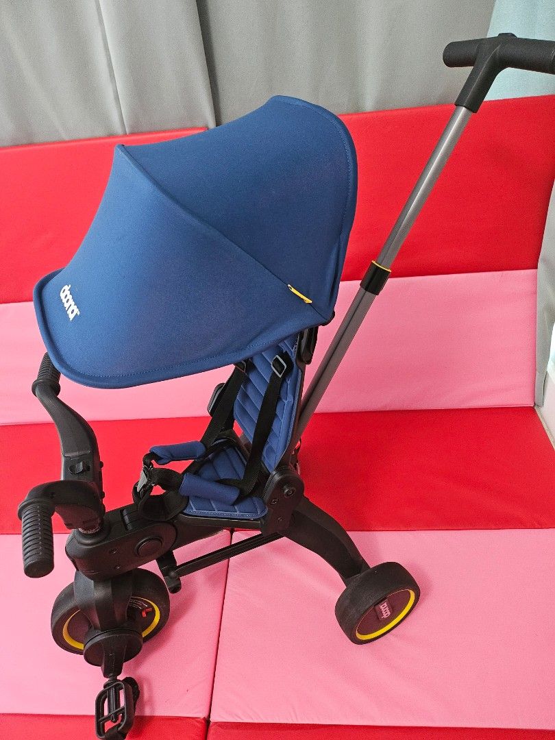 Doona Liki Trike S3 Foldable Tricycle Blue (Category: Strollers) located in Manila. Submitted by ashleypark2019 (Listing ID 1462277659, Image 1). Description: Doona Liki Trike S3 – Blue Selling a genuine ⁠Doona Liki Trike S3 in the popular Royal blue color from Korea. ✔️ Compact folding trike ✔️ Lightweight and easy to carry ✔️ Perfect for travel, malls, and everyday outings ✔️ Adjustable canopy for sun protection ✔️ Safety bar is not included ✔️
