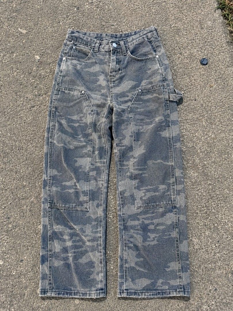 double knee carpenter camouflage (Category: Jeans) located in Danao, Cebu. Submitted by fashion_hub69 (Listing ID 1462309742, Image 1). Description: double knee carpenter camouflage size 28x39 gcash payment jnt courier 🚛.