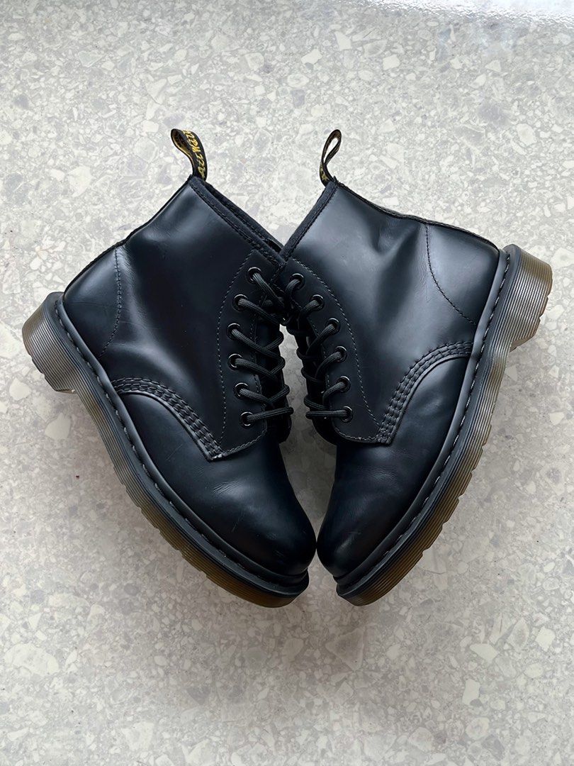 DR. MARTENS 101 BOOTS (Category: Shoe inserts) located in Butuan. Submitted by jacobfrost (Listing ID 1462400875, Image 2). Description: DR. MARTENS 101 BOOTS 37 EUR. EXCELLENT CONDITION - 2,000 🏷️.