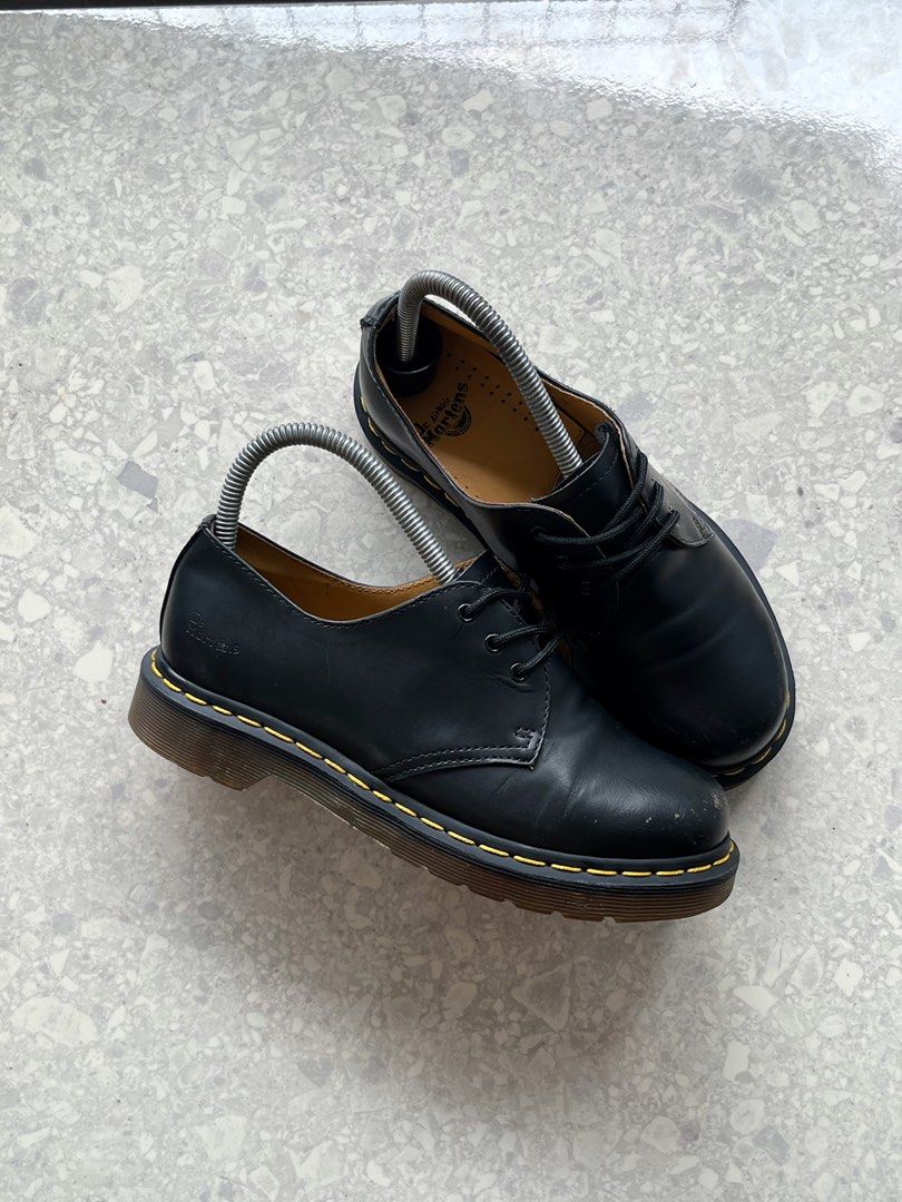 DR. MARTENS 1461 YELLOW STITCH (Category: Shoe inserts) located in Butuan. Submitted by jacobfrost (Listing ID 1462400711, Image 3). Description: DR. MARTENS 1461 YELLOW STITCH 37 EUR EXCELLENT CONDITION TOE SCRATCHES - 1,200 🏷️.