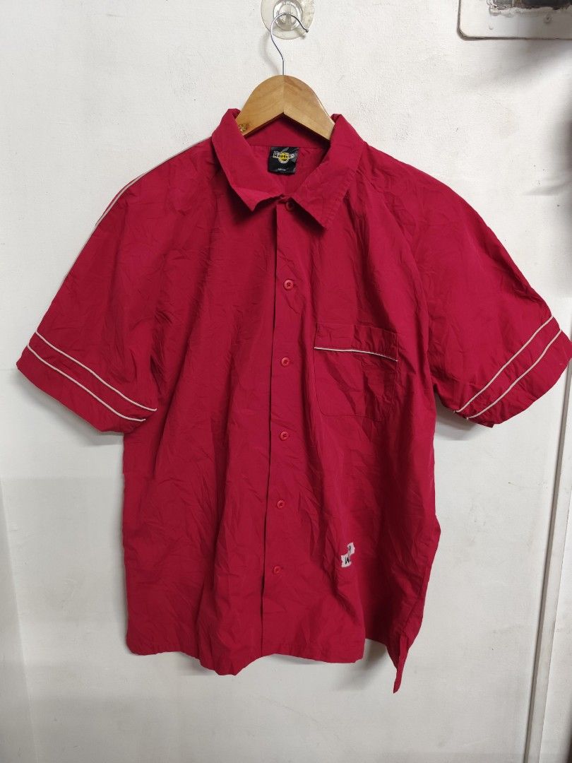 Dr Martens Airwair Buttons Down Polo (Category: Activewear) located in Compostela. Submitted by fashiondeamar (Listing ID 1462367044, Image 1). Description: ​Item Overview ​Brand: Dr. Martens (AirWair) ​Item Type: Short-Sleeve Button-Up Shirt / Bowling Shirt / Casual Work Shirt ​Color: Red (with white piping details on the sleeves and chest pocket) ​Size: Large (L) ​Product Code / Style Tag: DMP-5 (as seen on the inner care tag) ​Design Details ​