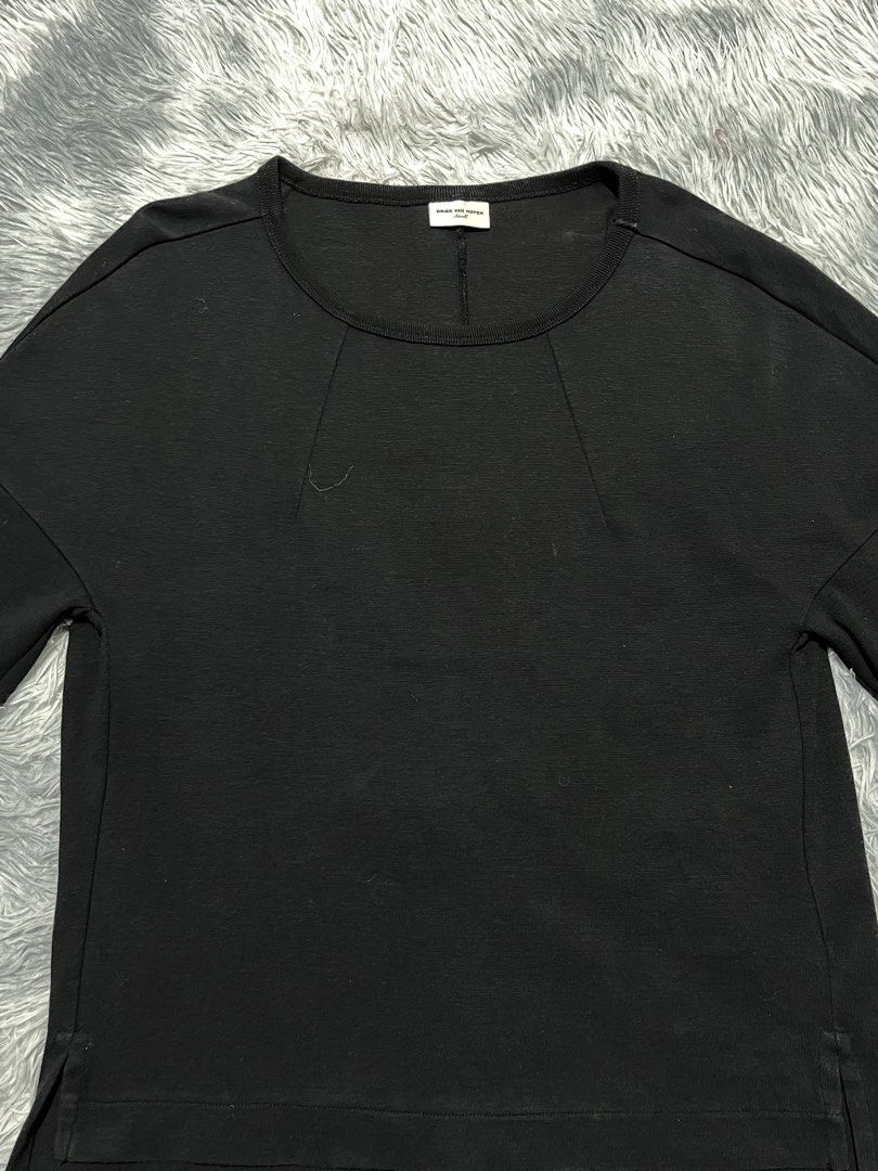 Dries Van Noten top (Category: Others Tops) located in Sasmuan (Sexmoan). Submitted by winterclothes.ph (Listing ID 1462399570, Image 2). Description: Dries Van Noten top Small on tag Width 19.5 Length 22-24.5 Excellent Condition.