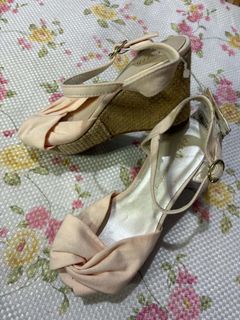 (Category: ) located in . Submitted by drei_thrift (Listing ID 1462348078, Image 1). Description: .