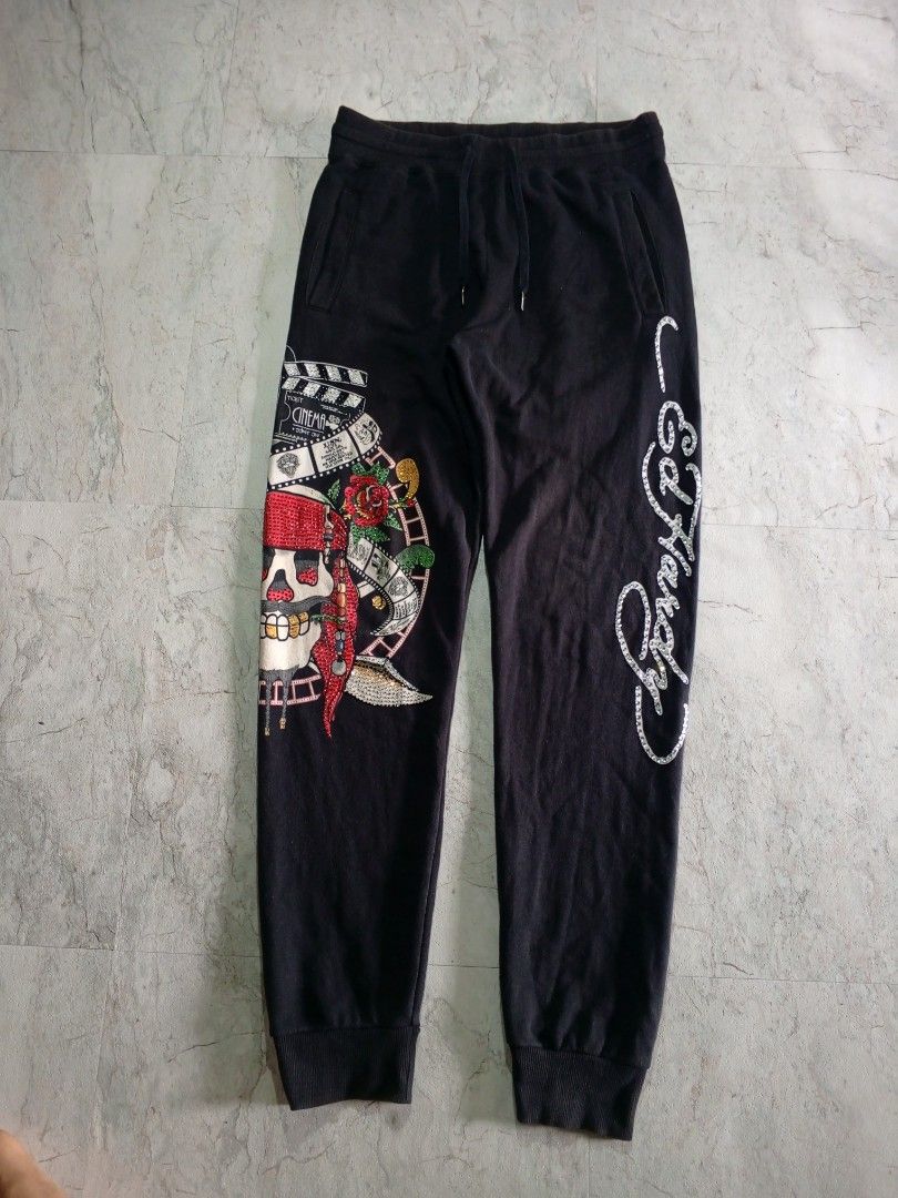 Ed Hardy Jogging pants (Category: Joggers) located in Manila. Submitted by calmstar-c79f75 (Listing ID 1462352153, Image 2). Description: NASA picture napo Yung dimes.
