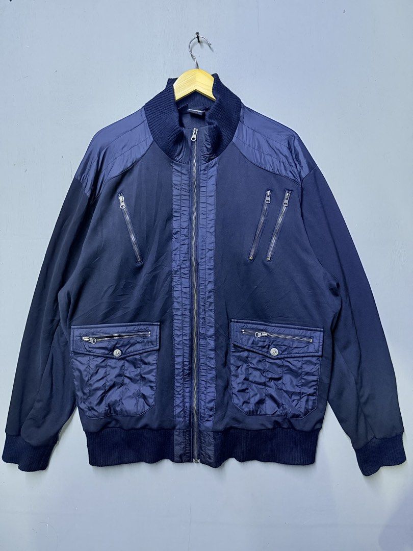 Element Tactical Jacket (Category: Coats, Jackets and Outerwear) located in Kuala Terengganu. Submitted by insanhambabundle (Listing ID 1462404847, Image 1). Description: pit 26/30 warne nany vs black item bundle detail pada gambar .