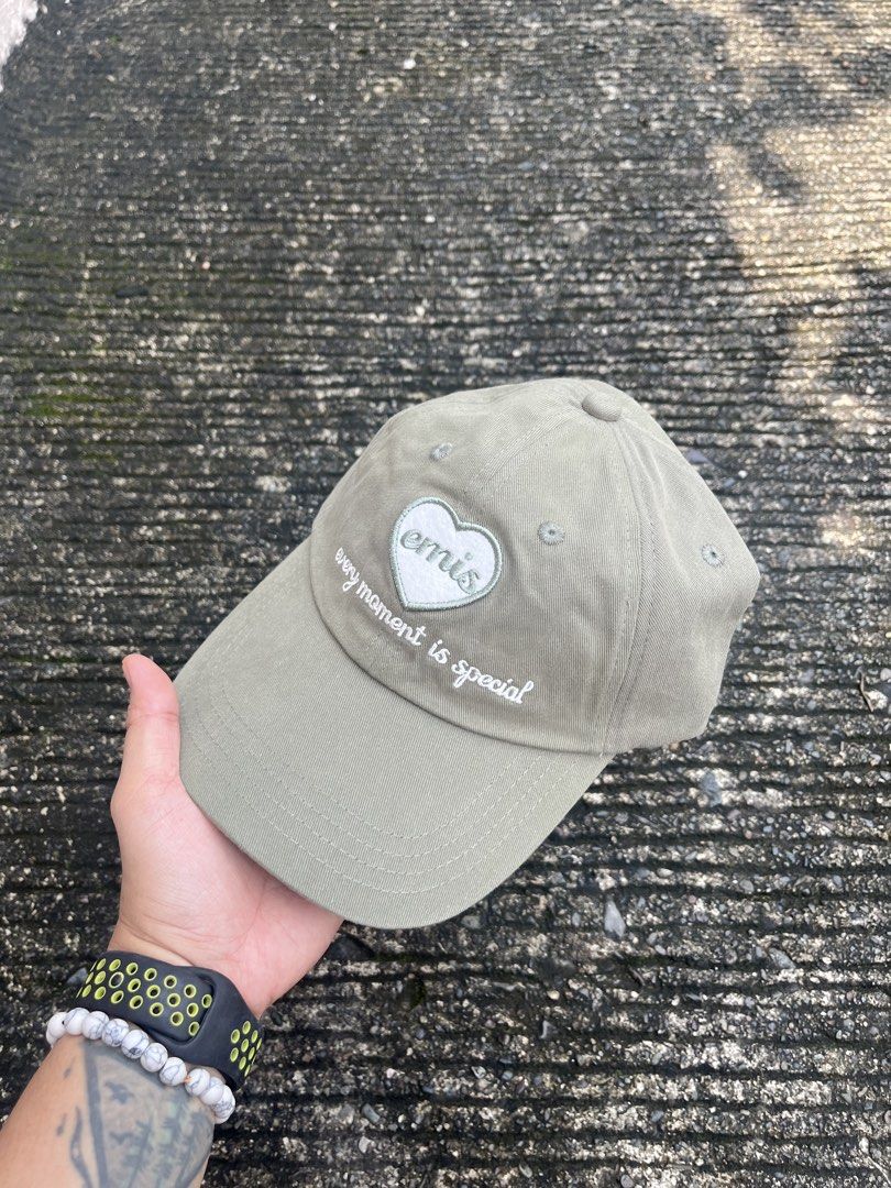 emis heart logo sage green (Category: Caps & Hats) located in Manila. Submitted by mavixcollection (Listing ID 1462298782, Image 1). Description: AVAILABLE ❗️Brand New Item : EMIS heart Sage SALE Price❗️ : ₱900 add 100 for shipping and handling via J&T Before : ₱2,000 ❌ Size: OSFA / Adjustable Bnew - never worn Swipe for more details➡️ Color may vary due to lighting 💡 Camera 📸: Android NO COD ❎ Payment : Gotyme & Gcash 💳 No refunds, No return,