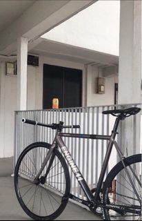 (Category: ) located in . Submitted by ailbaba123 (Listing ID 1462398103, Image 1). Description: .