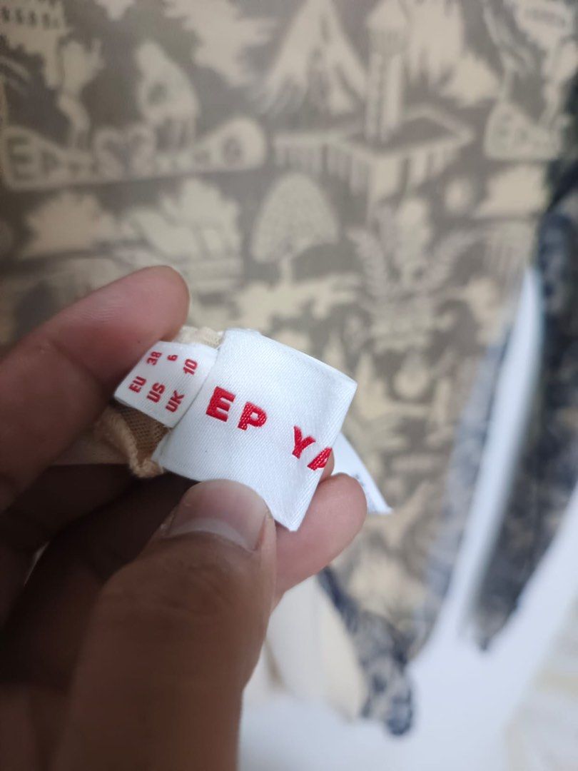 EP YAYING (Category: Longsleeves) located in Dasmarinas. Submitted by jessputrages (Listing ID 1462374721, Image 3). Description: For sale Ep yaying Excellent condition No issue 1000 plus shipping fee Pm for more details.