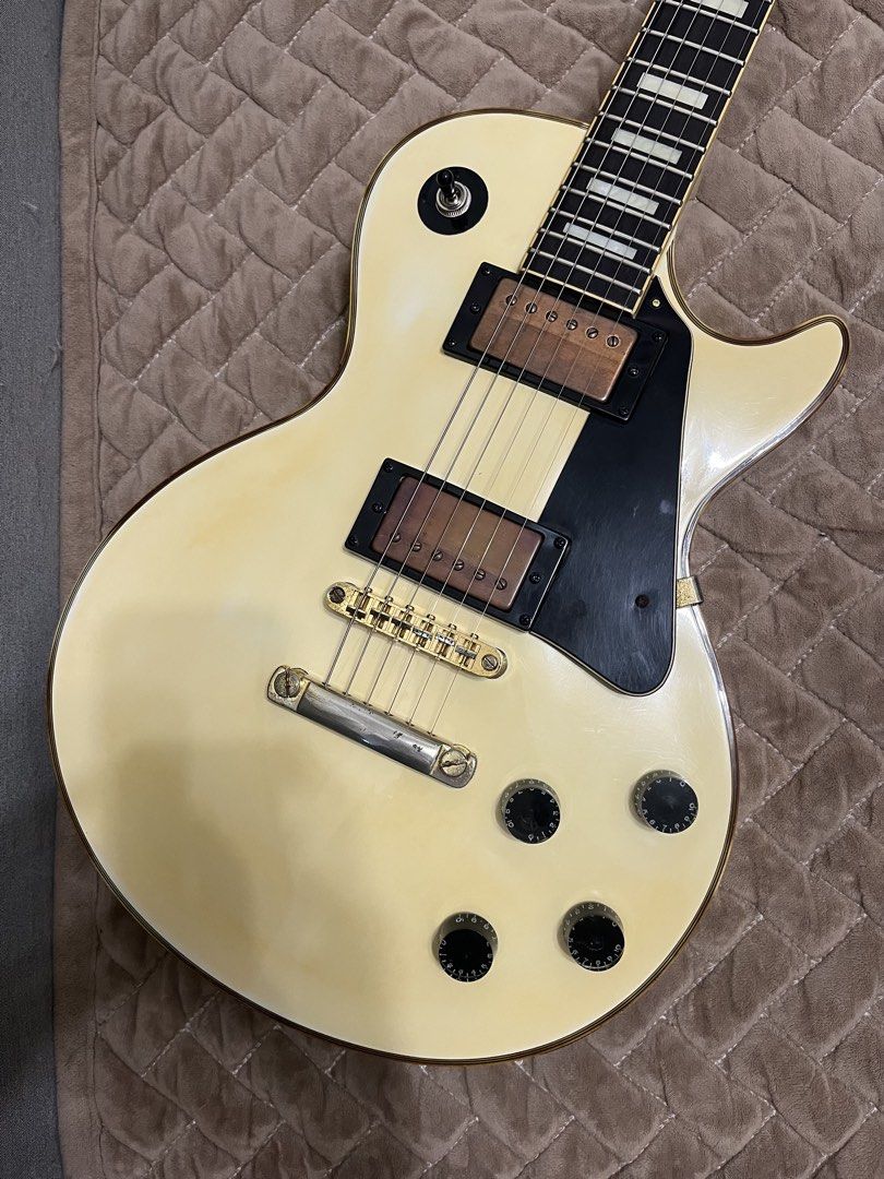 Epiphone 1989 Les Paul MIK (Category: Musical Instruments) located in Cainta. Submitted by caleb0727 (Listing ID 1462316630, Image 2). Description: LOCATION: GREENLAND SUBD, CAINTA PICK UP OR SHIPPING ONLY! PRICE: 45k ONLY! •Epiphone Les Paul 45k ONLY! -vintage 1989 made in Korea -RARE AND HIGHLY COLLECTIBLE -Gotoh Hardwares -new wiring installed -with original hardcase (I haven’t taken pictures of it yet) -basic setup done.