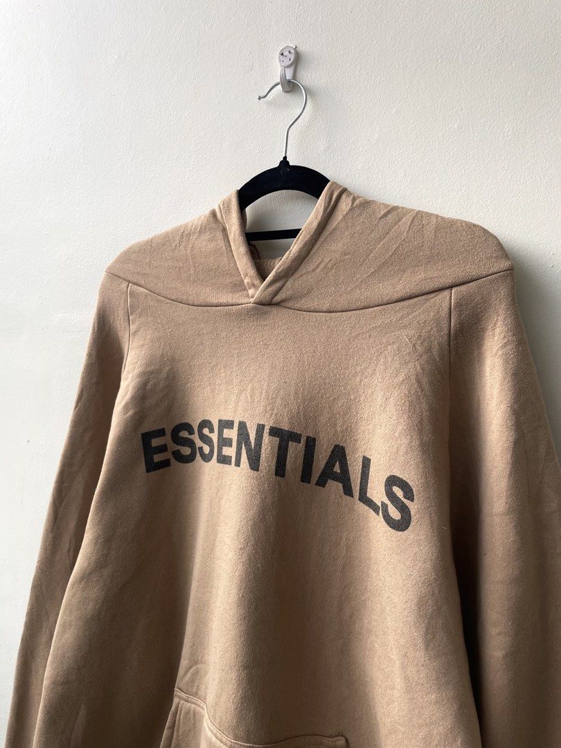 Essentials Hoodie Brown (Category: Hoodies) located in Butuan. Submitted by prestigephilippines (Listing ID 1462320834, Image 3). Description: Off Fits Men /Women Excellent condition Size large - xl Dimes 22-23 x 28-29 No issues Shipping worldwide 🌍.