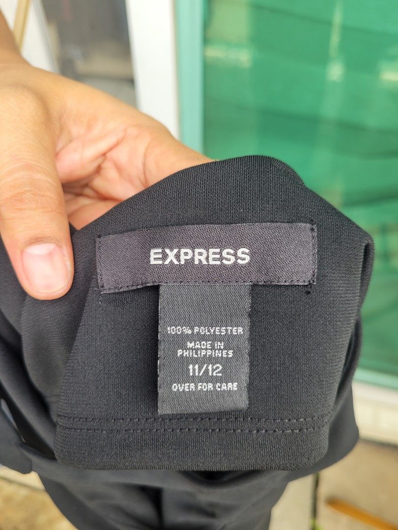 Express Black Polyester Dress Size 11/12 (Category: Dresses) located in Muntinlupa City. Submitted by havilahph (Listing ID 1462312708, Image 2). Description: Black dress from Express. Made of 100% polyester. Size 11/12. Simple and classic design. Good for many occasions. Check photos for details..
