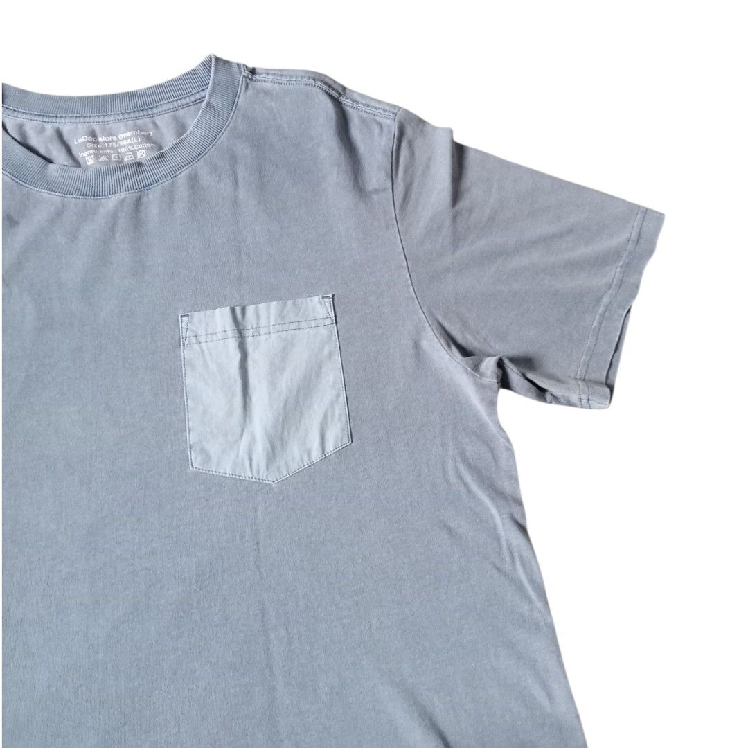 Faded Smoke Blue Blank Pocket Tee (Category: Tshirts & Polo Shirts ) located in Cabadbaran. Submitted by reizen_ace051823 (Listing ID 1462282097, Image 3). Description: - condition 9.5/10 - no issue - size large on tag - dimes L28 / W22.5 safe to stretch - model 5'9 / 78kg.