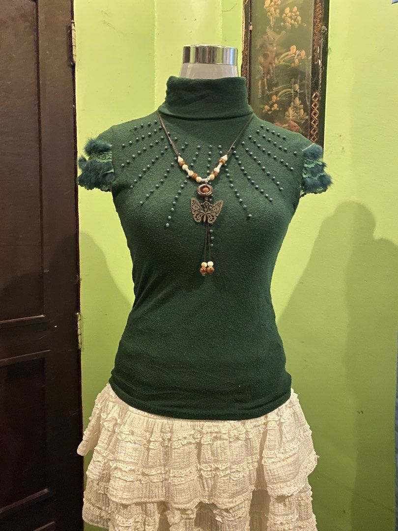Fairycore Top (Category: Blouses) located in Mandaue City. Submitted by zhi_lune (Listing ID 1462262185, Image 2). Description: This is thrifted so manage your expectations, The item has no flaws and washed.