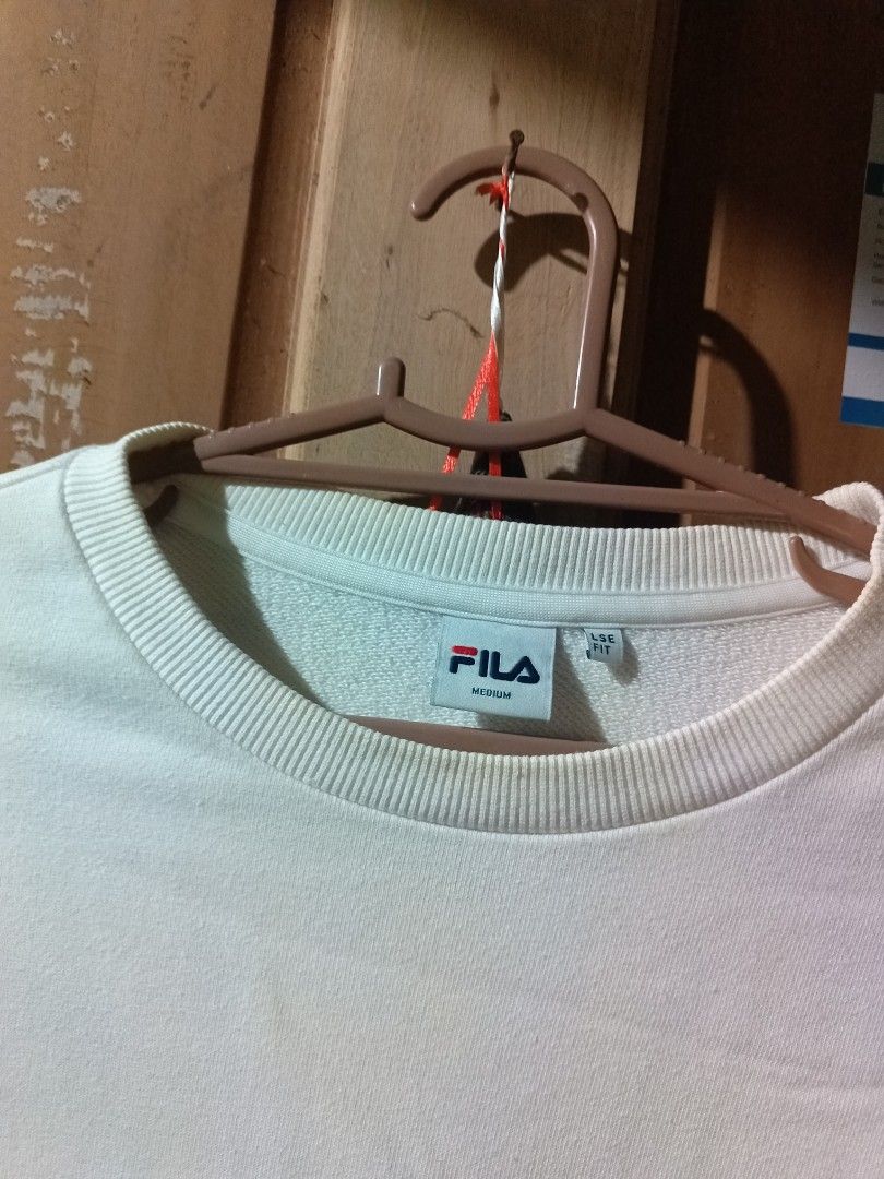 fila (Category: Coats, Jackets and Outerwear) located in Tanauan. Submitted by tyrone4 (Listing ID 1462273620, Image 3). Description: details are in the pictures.