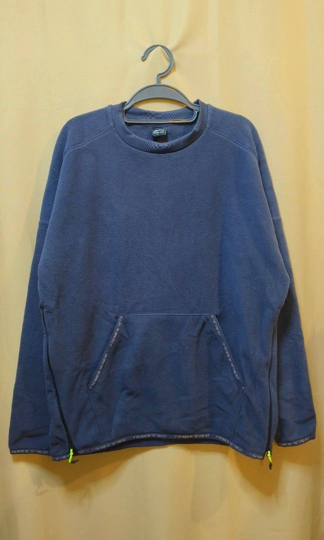 Find-out workman's fleece pullover (Category: Coats, Jackets and Outerwear) located in Baguio. Submitted by esselingri00355 (Listing ID 1462395156, Image 3). Description: 🌻Find-out workman's fleece pullover ✨Likenew condition, no issue, no pressed parts 🏷️large on tag (W24 L28) 🌻10/10 color rate 🌻Color may vary due to lighting 💸350 only+sf 💰MOP: Gcash 📣shipping via j&t.