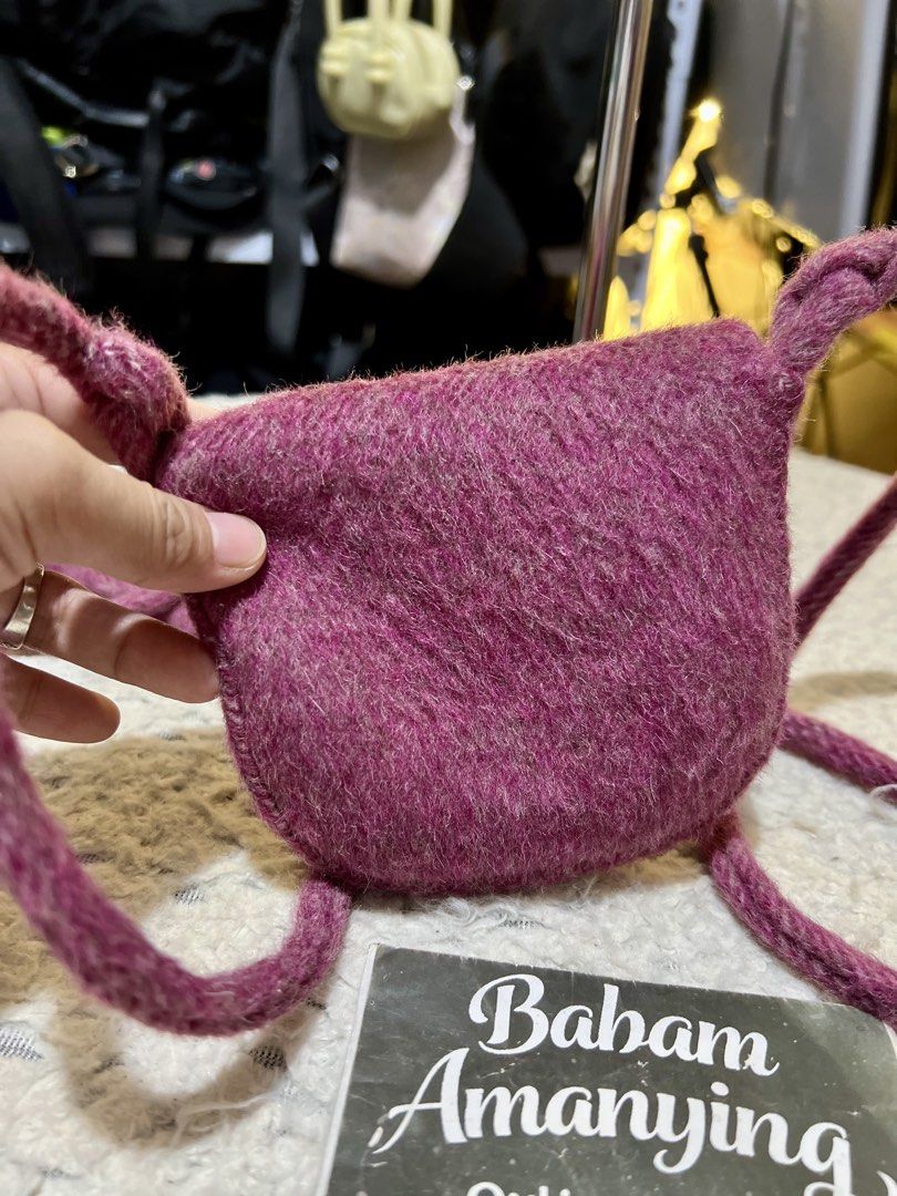 Fleece Purple Micro Sling Bag (Category: Cross-body Bags) located in Rizal. Submitted by babamamanyingonlineshop (Listing ID 1462275534, Image 2). Description: .