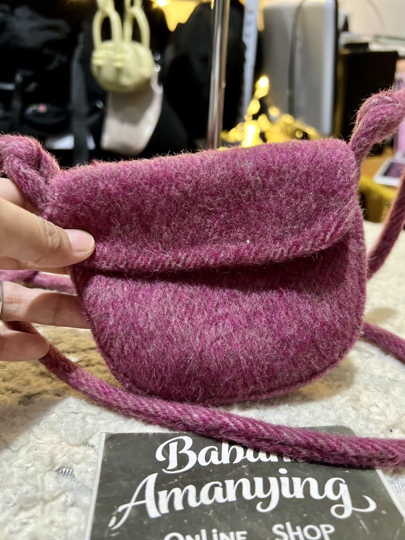 Fleece Purple Micro Sling Bag (Category: Cross-body Bags) located in Rizal. Submitted by babamamanyingonlineshop (Listing ID 1462275534, Image 3). Description: .