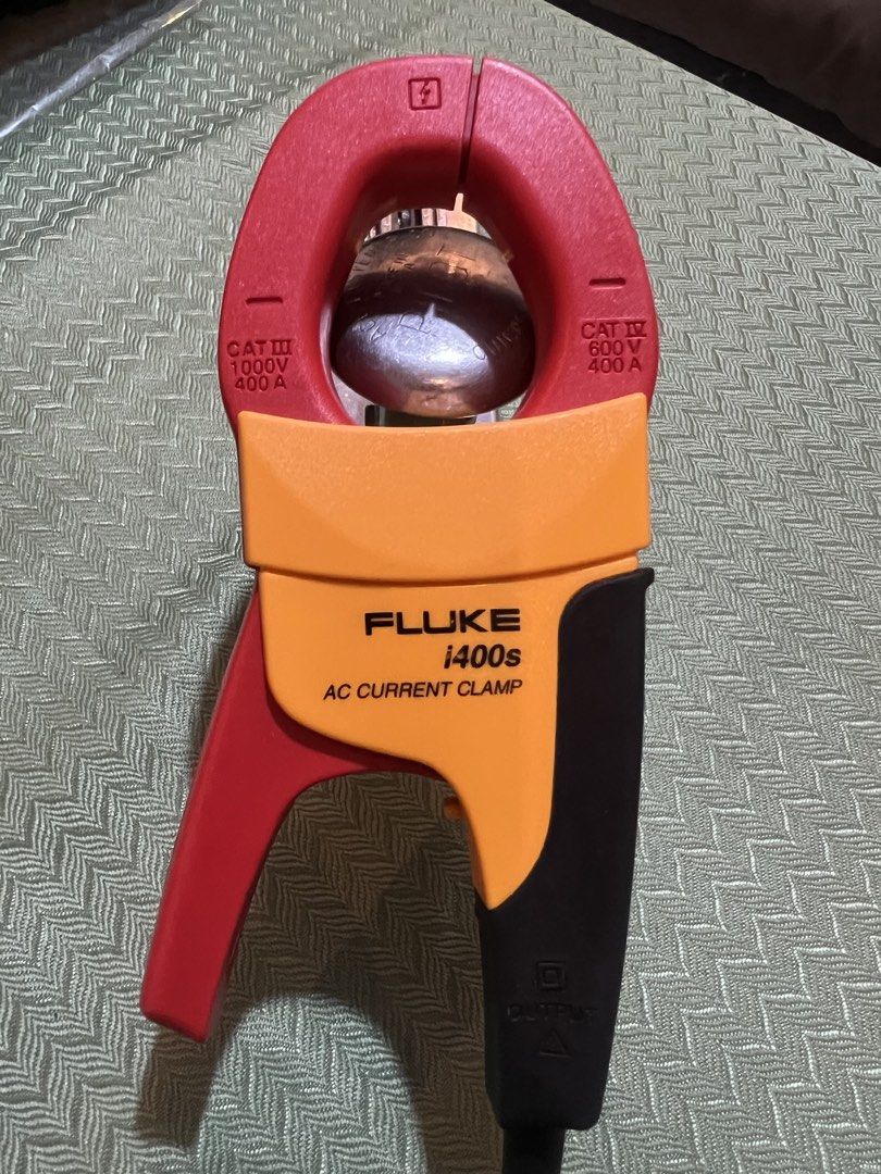 Fluke i400s AC Current Clamp Meter (Category: Construction Tools & Equipment) located in Rizal. Submitted by keepthehopealive2010 (Listing ID 1462371001, Image 2). Description: - Fluke i400s AC Current Clamp - Measures up to 400A AC - CAT III 1000V and CAT IV 600V rated for safety - Includes the necessary output cable - Ideal for electrical work and diagnostics - Tested and confirmed working.