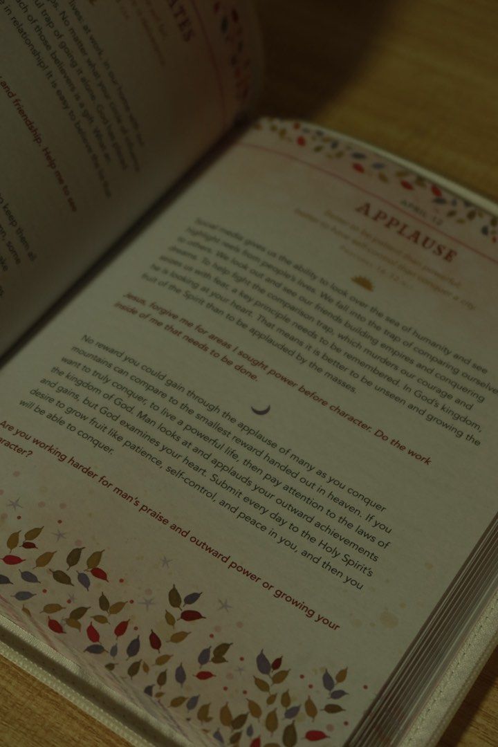 For I Know the Plans Morning & Evening Devotional (Category: Religion Books) located in Bulacan. Submitted by roses_are_pink (Listing ID 1462416363, Image 2). Description: mop: gcash, maribank, gotyme mod: lalamove, grab express, j&t.