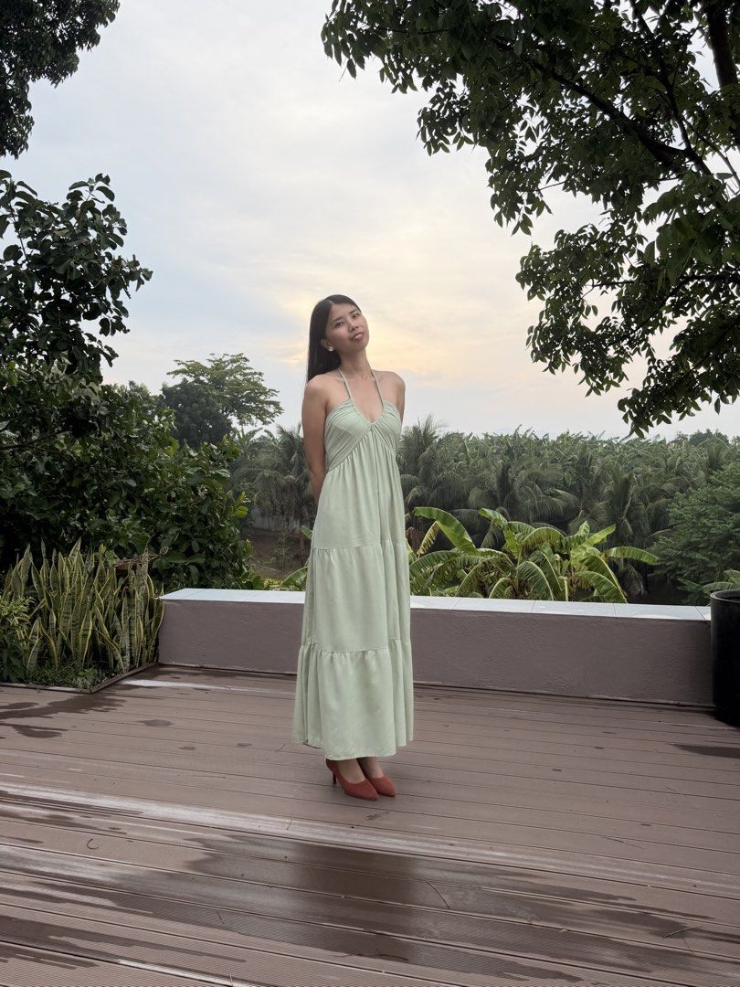 For Rent: Sage Green Layered Maxi Dress with pockets (Category: Dresses) located in Paranaque City. Submitted by erickamae10 (Listing ID 1462425270, Image 1). Description: - Rent is good for 5 days - With P300 security deposit - My height is 5'7.