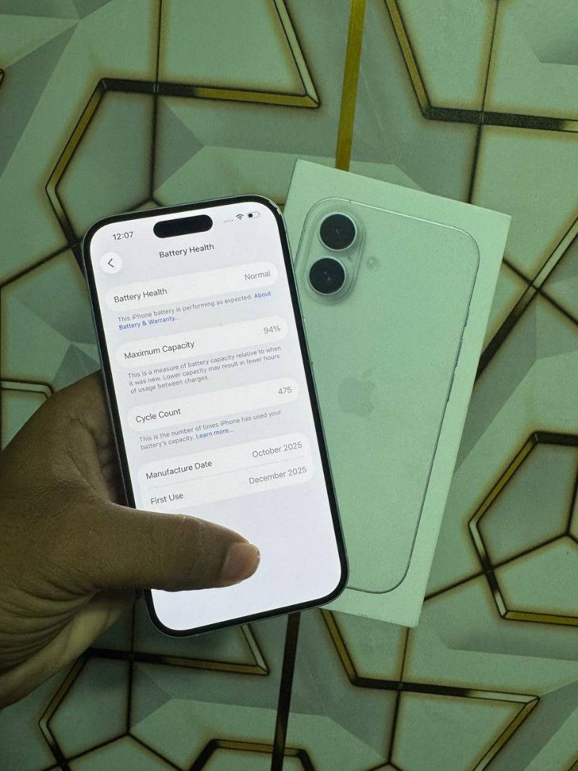For sale (Category: Cases & Sleeves) located in Manila. Submitted by warmhorse.7002aa (Listing ID 1462359222, Image 2). Description: for sale iphone 16 128gb 5G 94bh no issue no history repair complete with orig box and cord under warranty till December 2026 open meet up pick up and delivery via LBC .