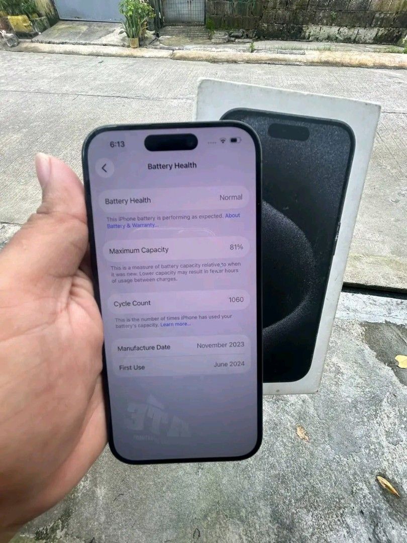 For sale (Category: iPhone X Series) located in Manila. Submitted by warmhorse.7002aa (Listing ID 1462363917, Image 3). Description: for sale iphone 15 pro 128gb 5G 81bh local variant no issue no history repair pm nalang po sa interested Meet up pick up delivery via LBC .