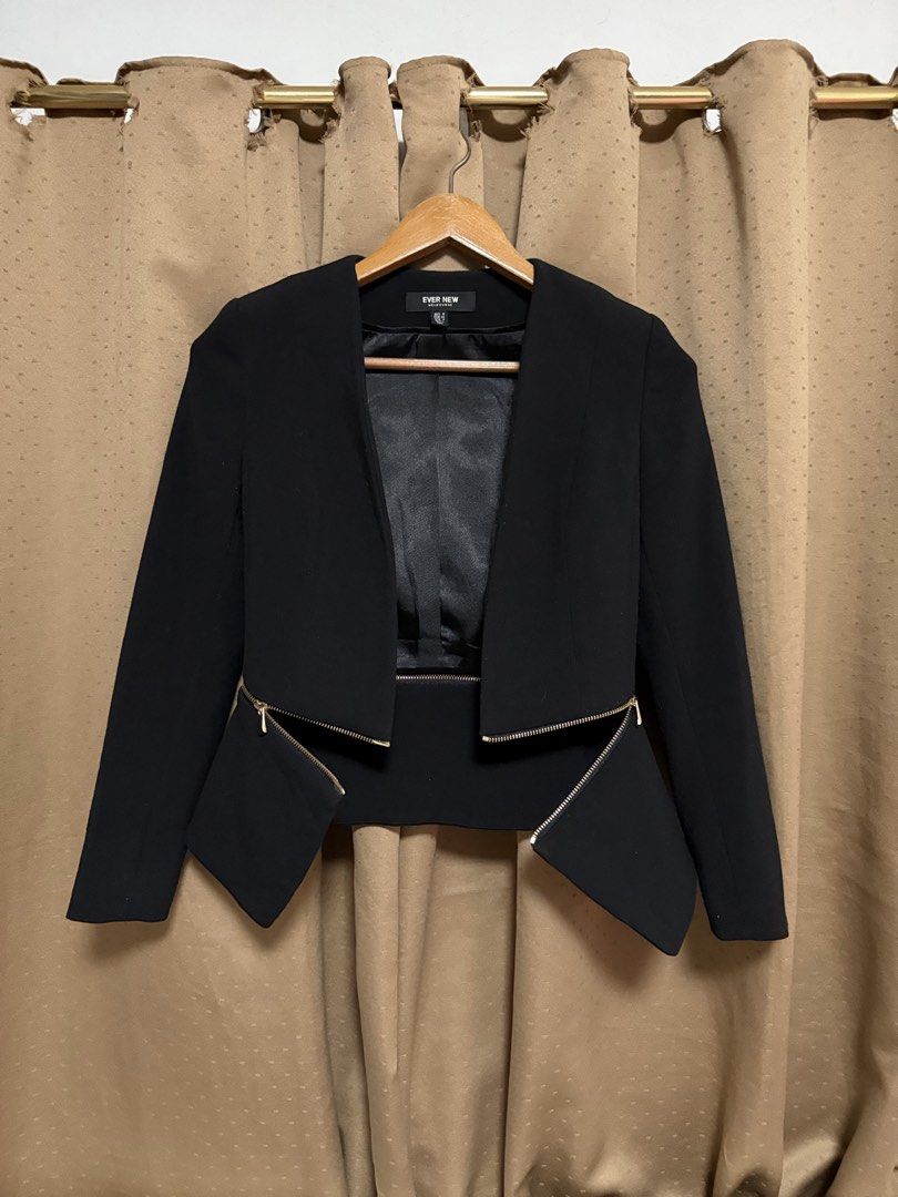 Ever New black blazer xs-s (Category: Coats, Jackets and Outerwear) located in Cavite. Submitted by _solidolo (Listing ID 1462326498, Image 2). Description: 20 x 16.