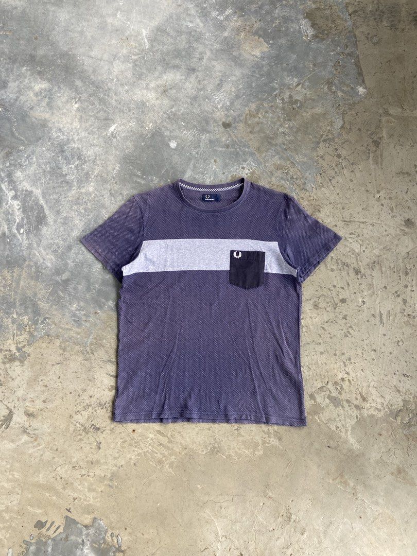 Fred Perry (Category: Tshirts & Polo Shirts) located in Sandakan. Submitted by bad.clothes (Listing ID 1462288430, Image 1). Description: P21.5 / L27 Jahit double Atas/Bawah Ada tulang tepi Berminat? Chat tepi terus!.
