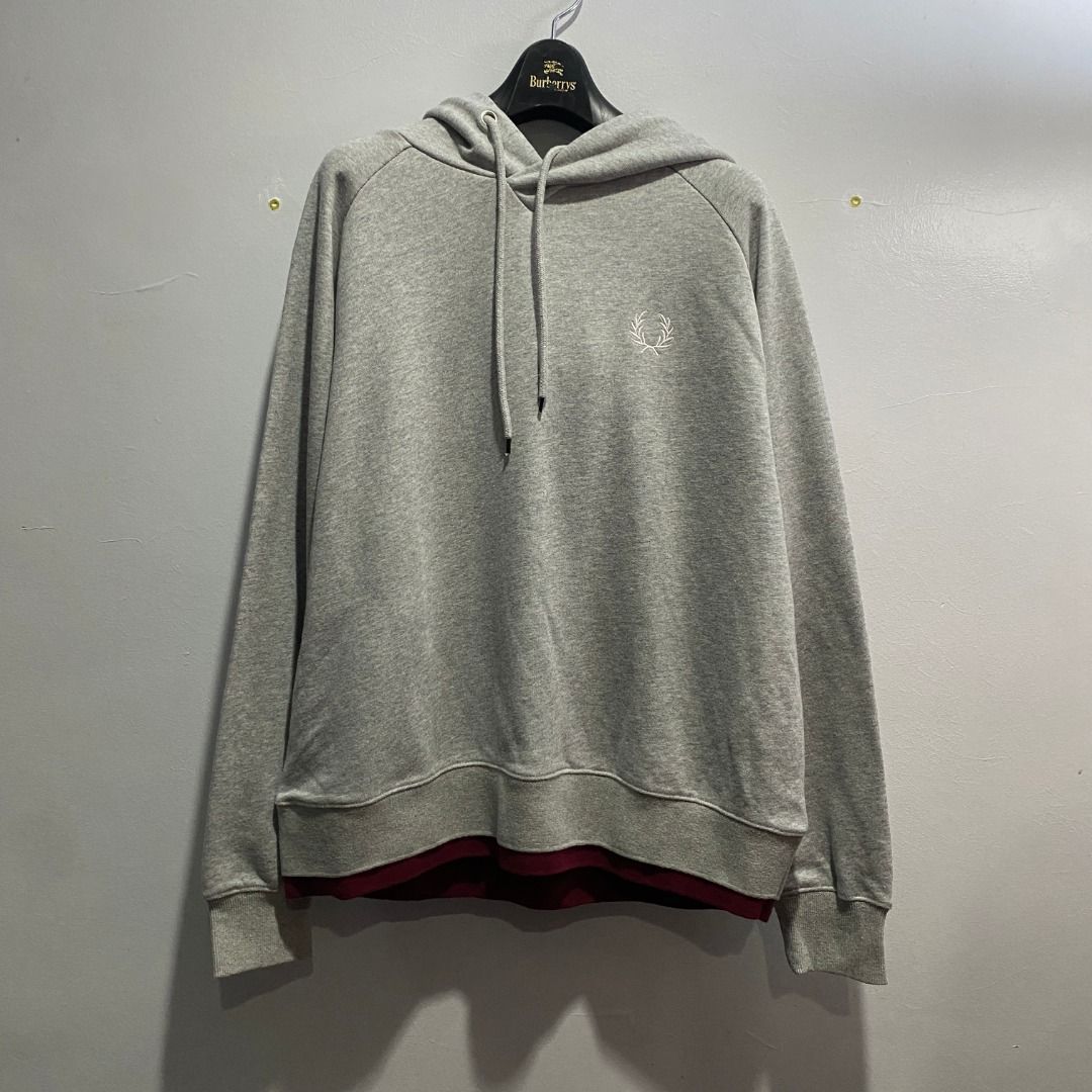 Fred Perry Hooded Jacket S/M (Category: Coats, Jackets and Outerwear) located in Antipolo. Submitted by bentakahitanoano (Listing ID 1462379365, Image 1). Description: Still in great shape Tags still intact Size medium can fit small Pit to pit 23 Length 24.5.