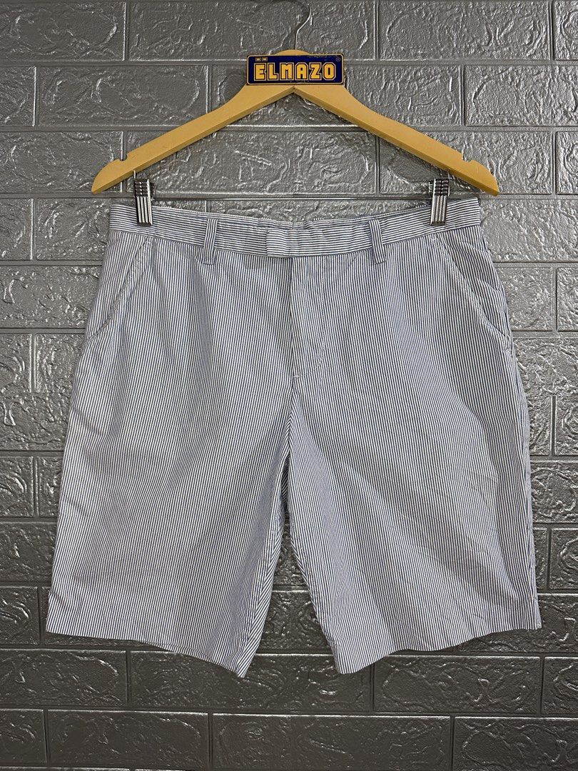 Fred Perry Stripped Shorts ‼️Authentic / Legit‼️ (Category: Chinos) located in Palompon. Submitted by jlaurentemazoo (Listing ID 1462391944, Image 1). Description: Fred Perry Stripped Shorts ‼️Authentic / Legit‼️ Size 30 on Tag W: 30-31 L: 18.5 Excellent Condition 9.7/10 Color Rate No Issue Detailed Photos are Posted 550 Pesos Only Unli Vouch and Vcall for safety purposes.