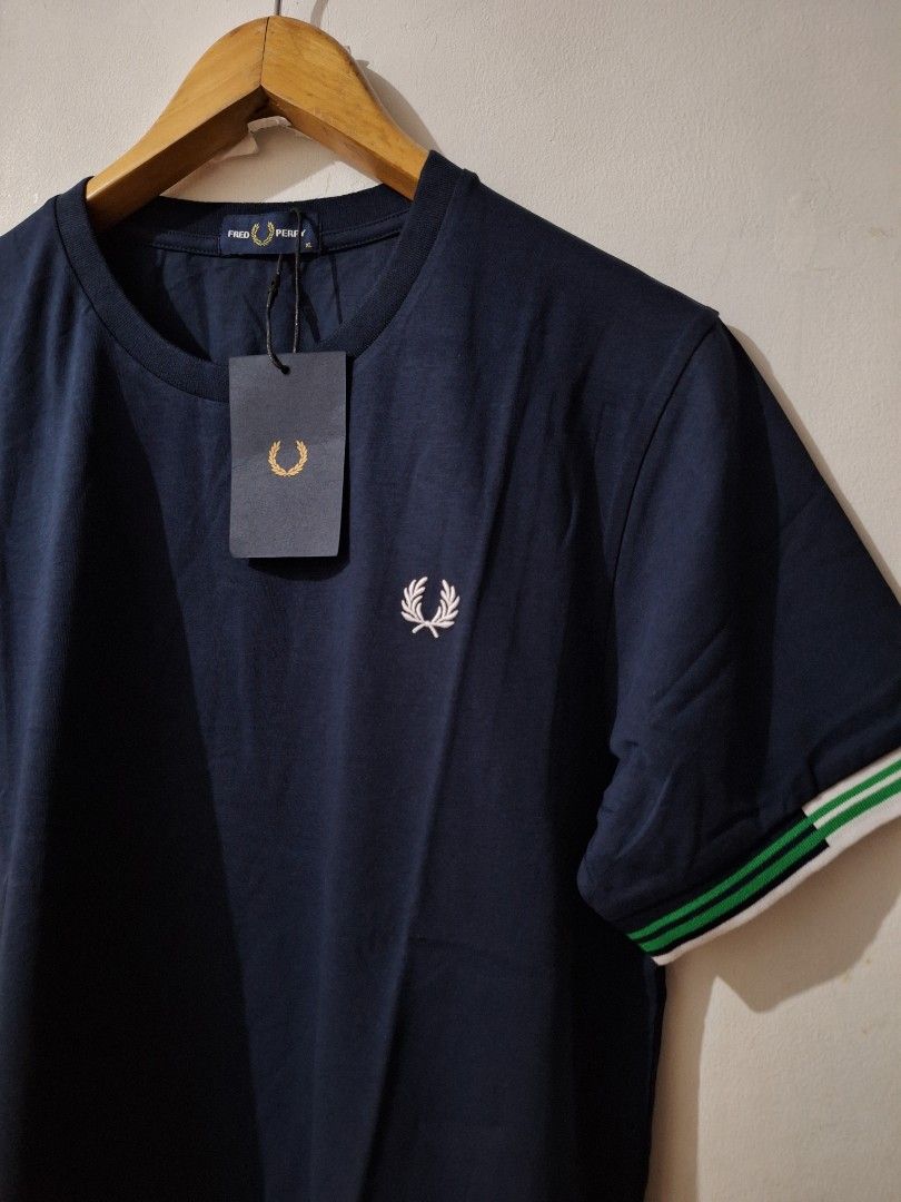 Fred perry tramline cuffs navy blue (Category: Tshirts & Polo Shirts ) located in Muntinlupa City. Submitted by kstefanomela14 (Listing ID 1462397980, Image 3). Description: brandnew legit no issue fred perry tramline cuffs green white navy blue xl - 22 x 28.5 cod cop lalamove lbc j&t.