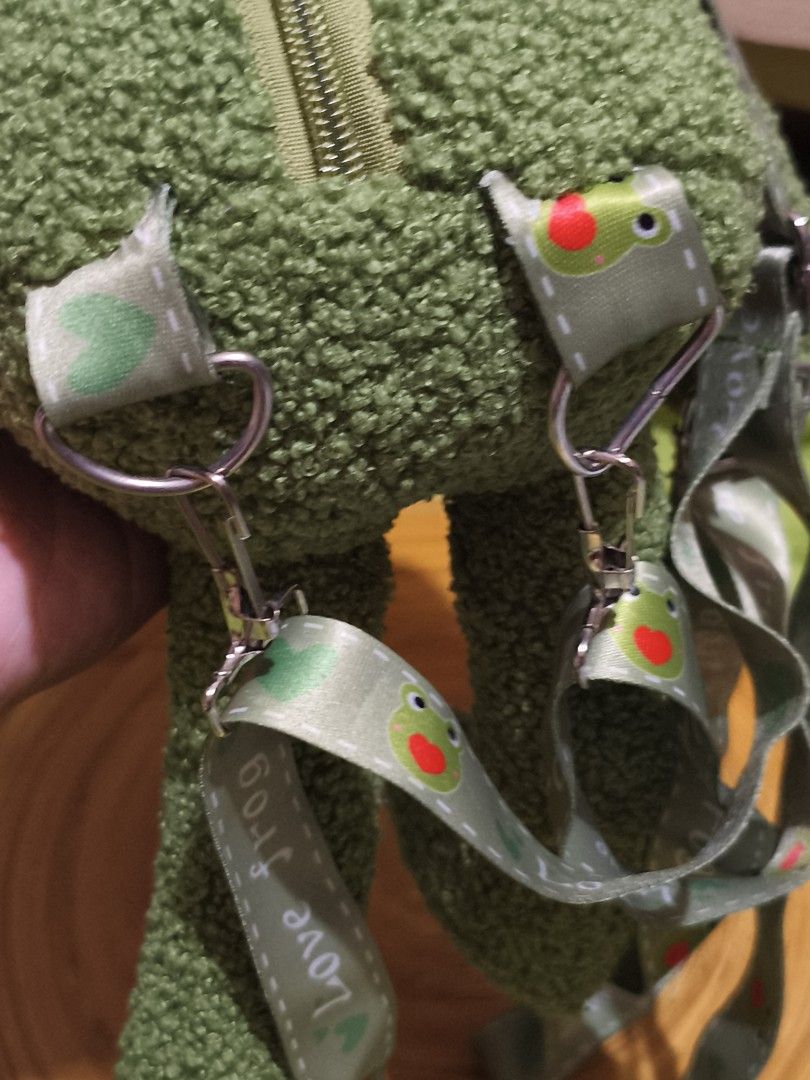 Frog stuffed toy backpack plush pouch cute (Category: Plushies & Soft Toys) located in Paranaque City. Submitted by japancollectibles (Listing ID 1462382725, Image 3). Description: 🍀Read: Payment first policy 🍓 Mop: gcash / BPI Shipping : Lalamove and LBC 1st to pay gets the item Location : Paranaque 1st to pay gets the item Battery for size reference 🌸Japan/ korea/England Surplus items collectible 🔴Carefully check each photos 🔴Manage your e