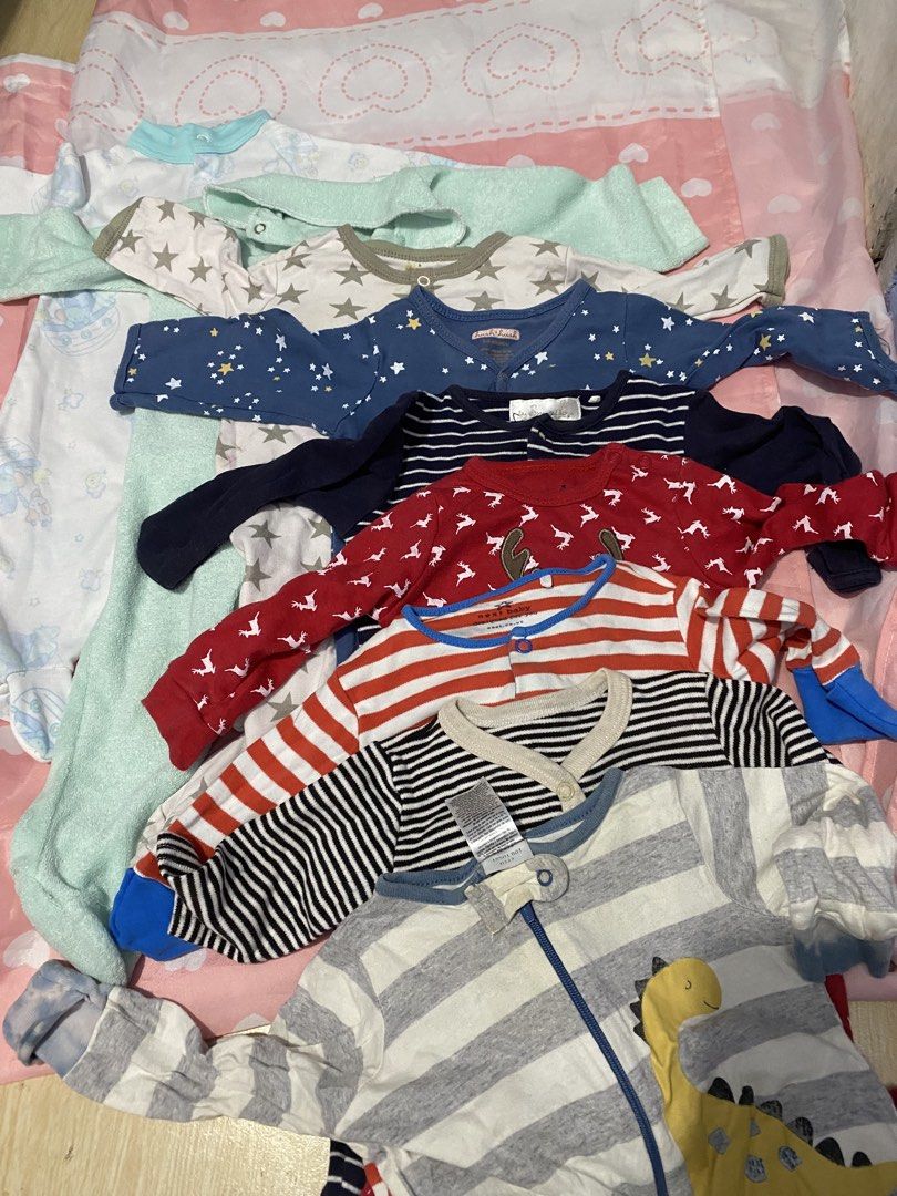 Frog Suit 0-9months (12pcs) all brandedp (Category: Babies & Kids Fashion) located in Bulacan. Submitted by ella_dyness (Listing ID 1462394196, Image 1). Description: frogsuit all branded .