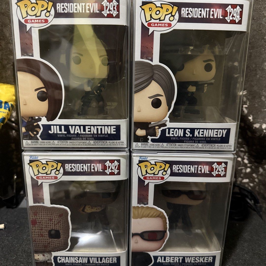 FUNKO NEW RESIDENT EVIL SET (Category: Figurines & Statues) located in Caloocan City. Submitted by johnnypopssxlevlab3d (Listing ID 1462393288, Image 1). Description: FUNKO NEW RESIDENT EVIL SET FREE BOSS PROTECTORS.