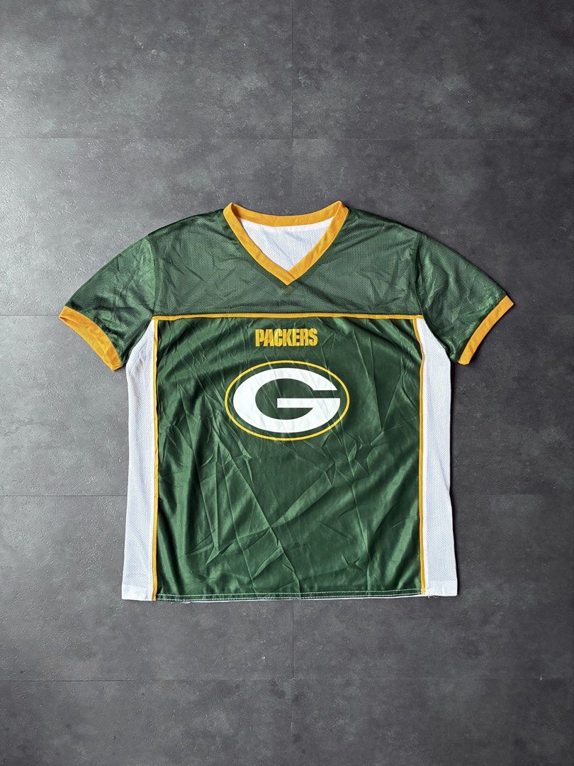 G Packers Football Jersey (Category: Tshirts & Polo Shirts ) located in Cabuyao City. Submitted by hesovint. (Listing ID 1462391481, Image 1). Description: IG: heso.vint Flaw: signs of use Fits: M width: 21 length: 26 sleeve (pit to cuff): unit: inches +sf.
