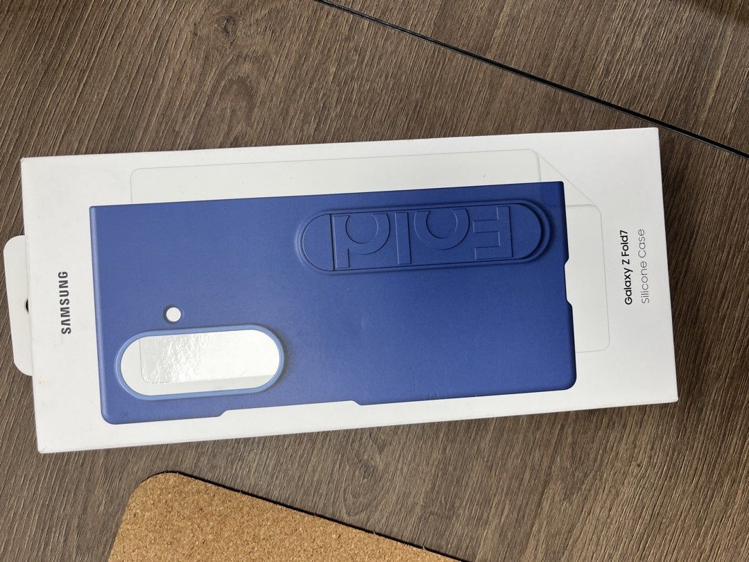 Galaxy Z Fold7 Silicone Case Blue (Category: Cases & Sleeves) located in Manila. Submitted by silentrabbit.0904fc (Listing ID 1462357513, Image 3). Description: Brand new, unused silicone case for Galaxy Z Fold7. Complete with box. Original price is Php3,390 SRP, selling for Php1,500. Product code EF-MF966.