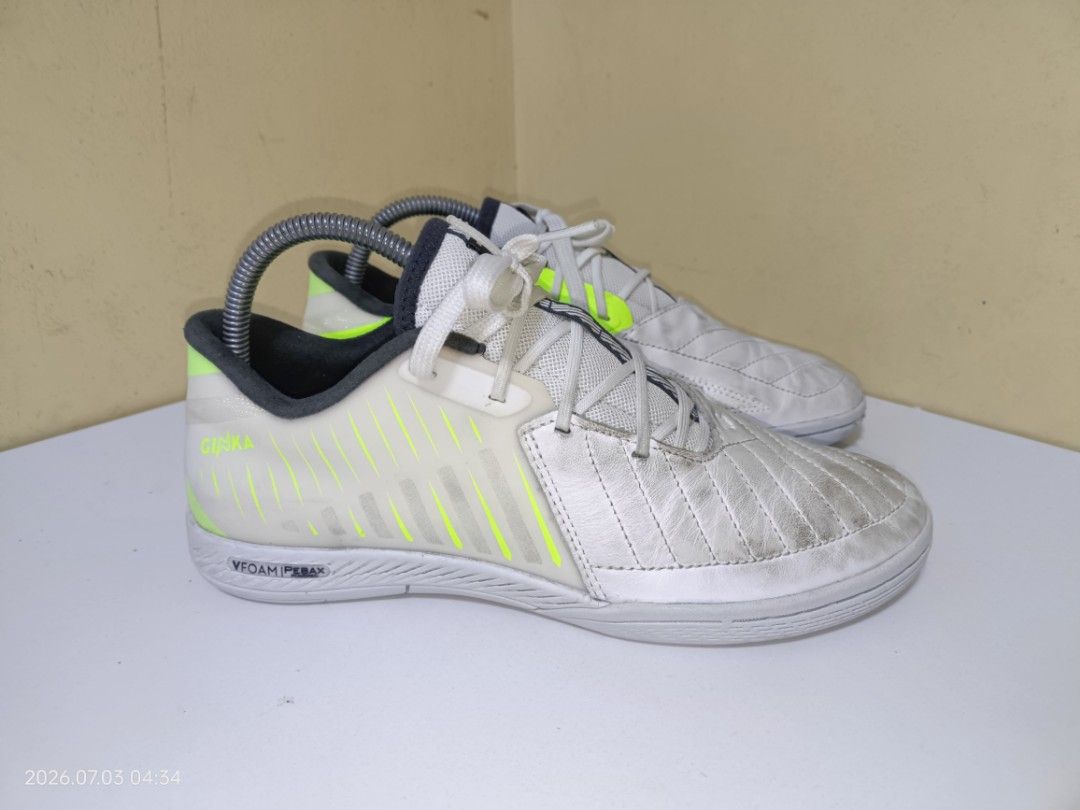 GINKA SHOES (Category: Sneakers) located in Baguio. Submitted by mariemaeb53657 (Listing ID 1462367828, Image 2). Description: .