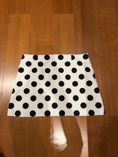 (Category: ) located in . Submitted by megcloset__ (Listing ID 1462357656, Image 1). Description: .