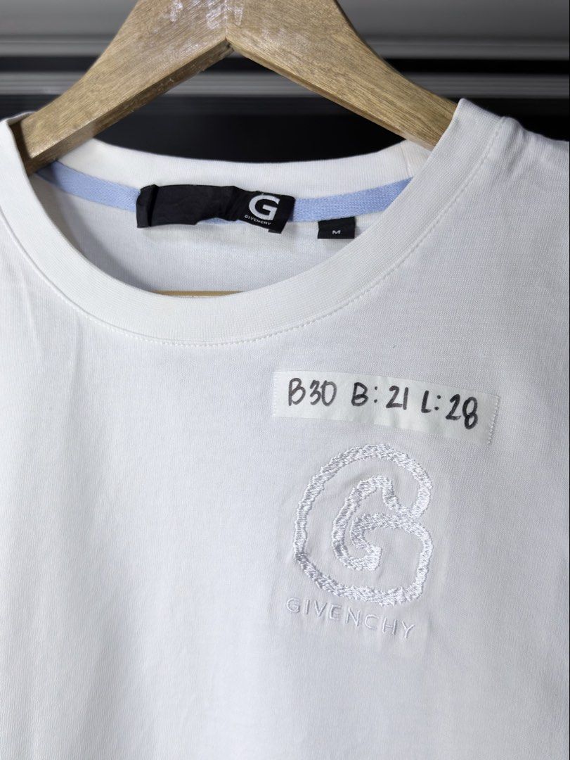 GIVENCHY SHIRT (B30) (Category: Tshirts & Polo Shirts ) located in Bulacan. Submitted by nicolaiscloset (Listing ID 1462427235, Image 3). Description: .