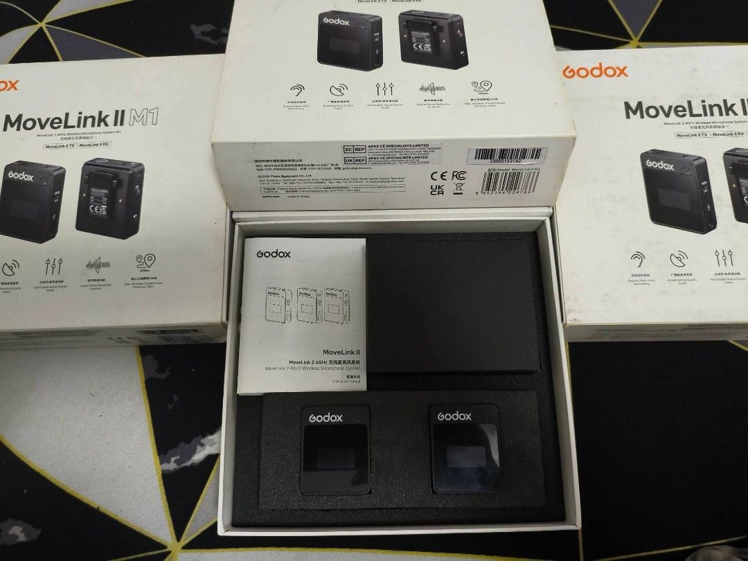 GODOX MOVELINK 2 M1 WIRELESS MIC (W/ Battery Issue) (Category: Microphones) located in San Jose del Monte. Submitted by jenmallari_ (Listing ID 1462319556, Image 2). Description: GODOX MOVELINK 2 M1 WIRELESS MIC (W/ Battery Issue) 🏷️1.5K PHP per box (3 boxes available) • Bagong bago, hindi nagamit, pero matagal na-stock kaya need ng 'battery replacement'. Kayo nalang magpa-palit. • Gumagana pero namamatay once tanggalin sa charger. • 5K PHP per 