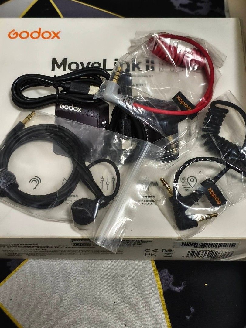 GODOX MOVELINK 2 M1 WIRELESS MIC (W/ Battery Issue) (Category: Microphones) located in San Jose del Monte. Submitted by jenmallari_ (Listing ID 1462319556, Image 3). Description: GODOX MOVELINK 2 M1 WIRELESS MIC (W/ Battery Issue) 🏷️1.5K PHP per box (3 boxes available) • Bagong bago, hindi nagamit, pero matagal na-stock kaya need ng 'battery replacement'. Kayo nalang magpa-palit. • Gumagana pero namamatay once tanggalin sa charger. • 5K PHP per 