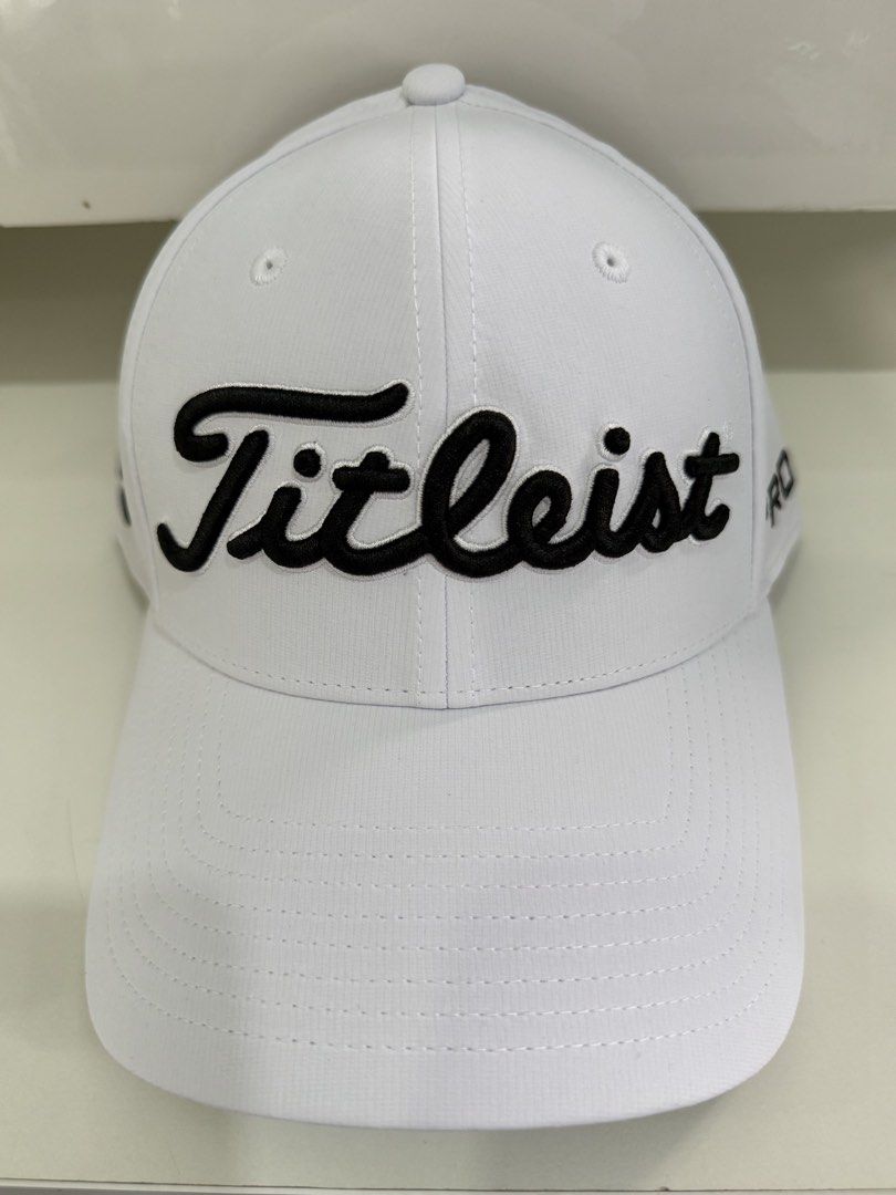 Golf Caps 1 (Category: Golf) located in Quezon City. Submitted by janej_07 (Listing ID 1432495708, Image 2). Description: Authentic Titleist golf caps, without ball marker Location: SAKSGOLF Camp Aguinaldo, QC.