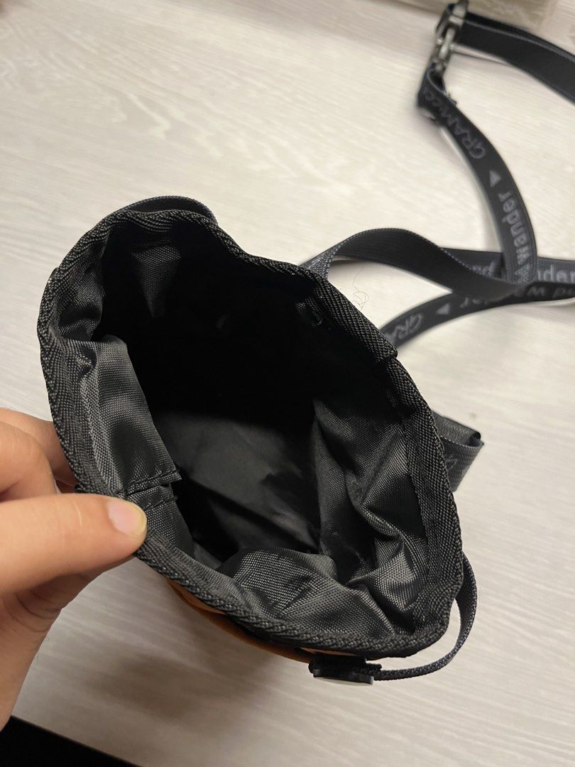 Gramicci and wonder (Category: Sling Bags) located in Quezon City. Submitted by headline. (Listing ID 1462279187, Image 2). Description: GRAMICCI AND WONDER BELT/SLING BAG AS NEW CONDITION FOR ONLY:799php +SHIPPING FEE.
