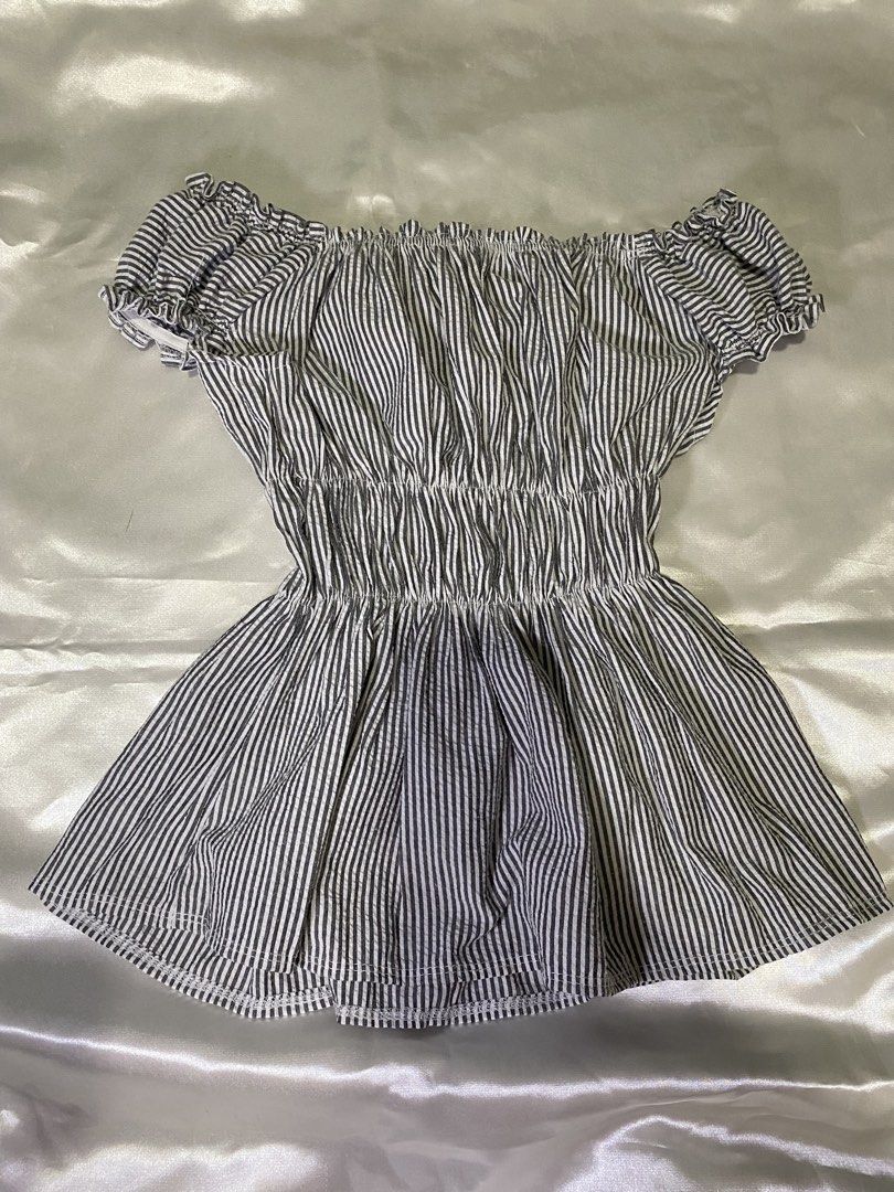 Gray Striped Off-Shoulder Smocked Top (Category: Blouses) located in Rizal. Submitted by ssushimun (Listing ID 1462349271, Image 3). Description: — used once — bought last week — lalamove (sf - depends on the loc) .