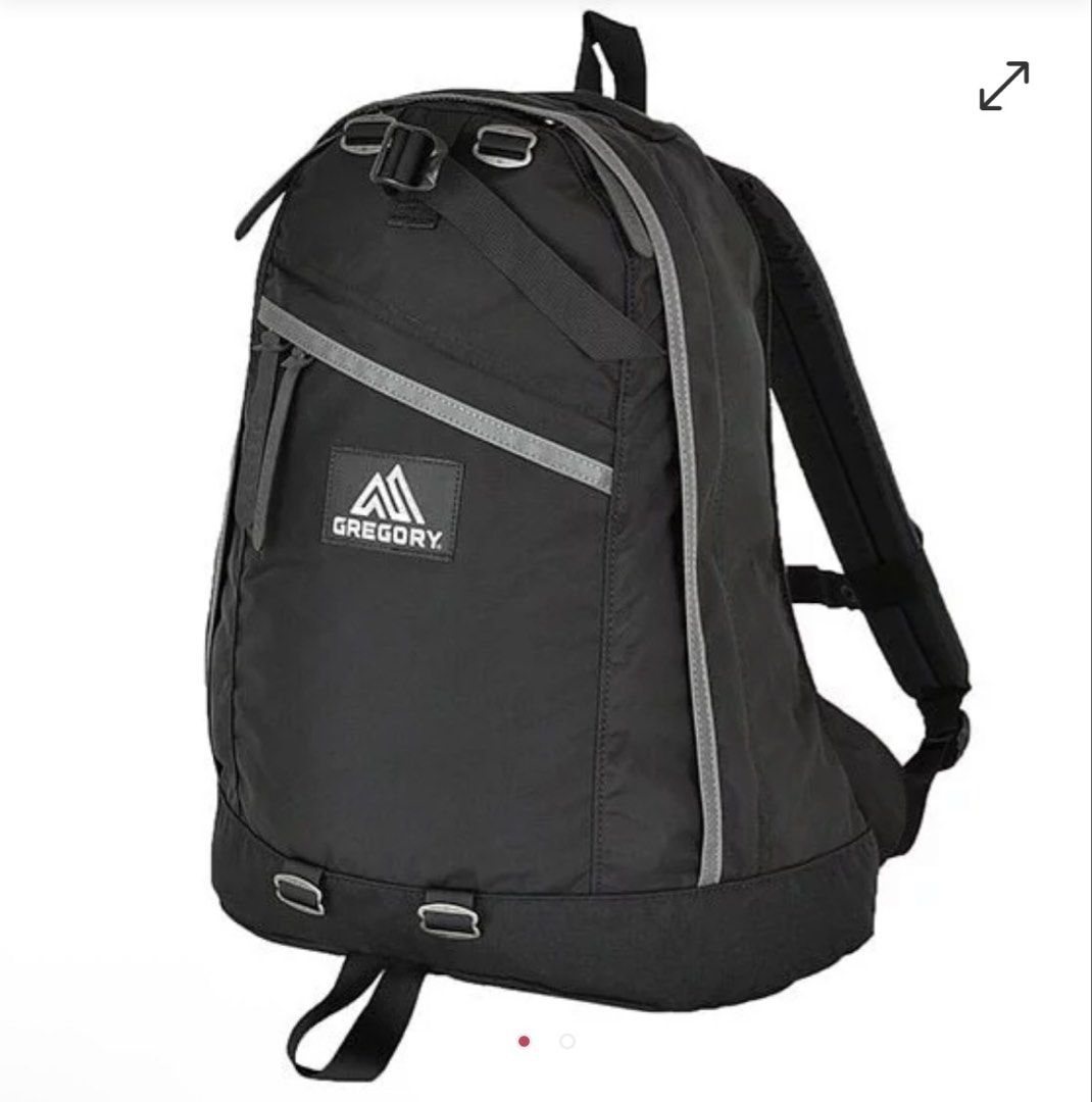 Gregory 26L 反光黑色 Day Pack 背囊 （分類：背包）位於 Hong Kong。 由 opvoooi 提交（商品編號 1462350913，圖片 1）。簡介： Gregory 26L 反光黑色 Day Pack 背囊。好多間隔，好實用。適合日常返工返學或者去旅行。 好少使用 幾乎全新。
