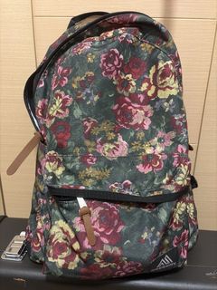（分類：）位於 。 由 leunggianna 提交（商品編號 1462355875，圖片 1）。簡介： 。
