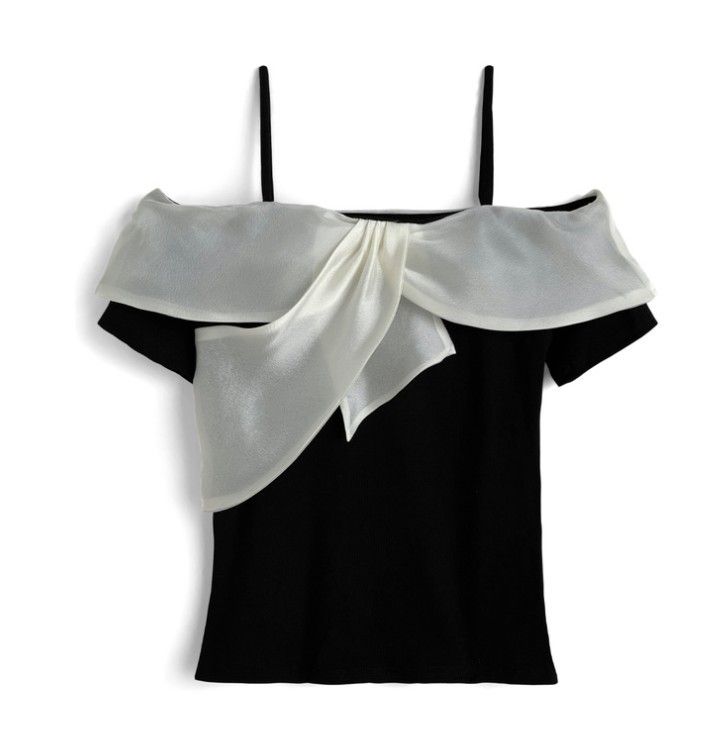 GRL Sheer Ribbon Off-Shoulder Top (Category: Blouses) located in Santa Rosa. Submitted by bellesdreamph (Listing ID 1462433705, Image 1). Description: GRL Sheer Ribbon Off-Shoulder Top This eye-catching top features an asymmetrical sheer ribbon design. The off-shoulder style boldly reveals the décolletage, allowing for a sophisticated display of skin. The bodice is made from a stretchy knit fabric for comfortable wear. The compact length makes it